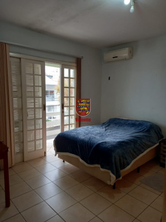 Imagem Casa com 4 Quartos à Venda, 315 m² em Capoeiras - Florianópolis Imagem Casa com 4 Quartos à Venda, 315 m² em Capoeiras - Florianópolis