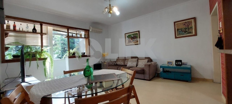 Imagem Apartamento com 3 Quartos à Venda, 110 m² em Moinhos De Vento - Porto Alegre