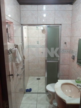 Imagem Casa com 3 Quartos à Venda, 138 m² em Jardim Carvalho - Porto Alegre Imagem Casa com 3 Quartos à Venda, 138 m² em Jardim Carvalho - Porto Alegre