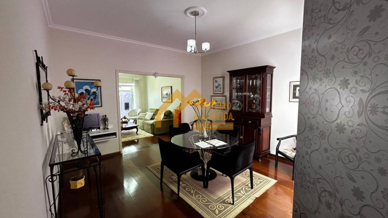 Imagem Casa com 4 Quartos à Venda, 268 m² em Centro - Itapetininga Imagem Casa com 4 Quartos à Venda, 268 m² em Centro - Itapetininga
