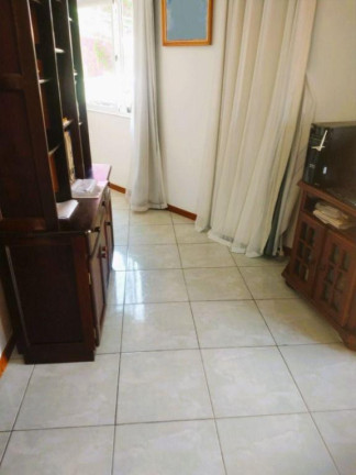 Imagem Casa com 2 Quartos à Venda, 105 m² em Tijuca - Teresópolis