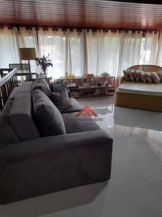 Imagem Casa com 6 Quartos à Venda, 300 m² em Piratininga - Niterói Imagem Casa com 6 Quartos à Venda, 300 m² em Piratininga - Niterói