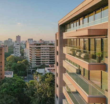 Apartamento com 3 Quartos à Venda, 269 m² em Rio Branco - Porto Alegre
