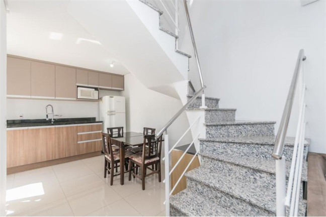 Imagem Casa com 3 Quartos à Venda, em Estância Velha - Canoas Imagem Casa com 3 Quartos à Venda, em Estância Velha - Canoas
