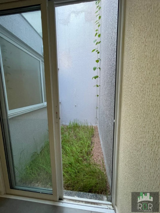 Imagem Sobrado com 3 Quartos à Venda, 181 m² em Caxias Do Sul Imagem Sobrado com 3 Quartos à Venda, 181 m² em Caxias Do Sul