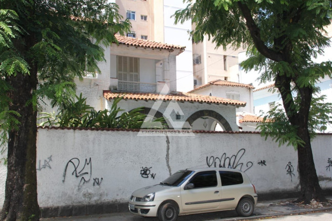 Imagem Casa com 6 Quartos à Venda, 450 m² em Vila Isabel - Rio De Janeiro
