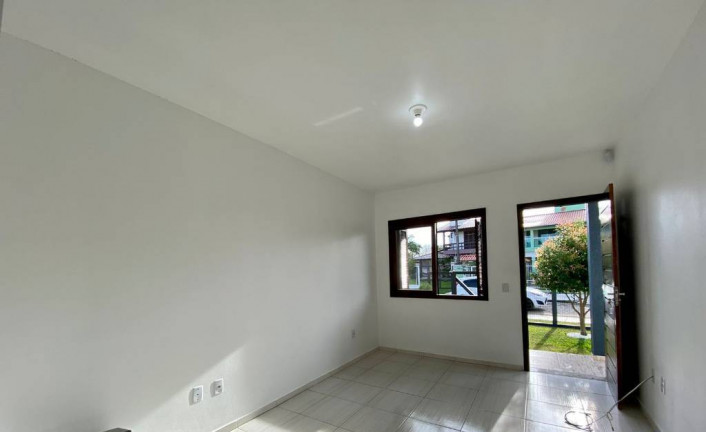 Imagem Casa com 2 Quartos à Venda, 79 m² em Arco-íris - Capão Da Canoa Imagem Casa com 2 Quartos à Venda, 79 m² em Arco-íris - Capão Da Canoa