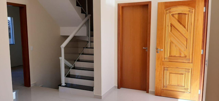 Imagem Casa com 2 Quartos à Venda, 195 m² em Portão - Curitiba