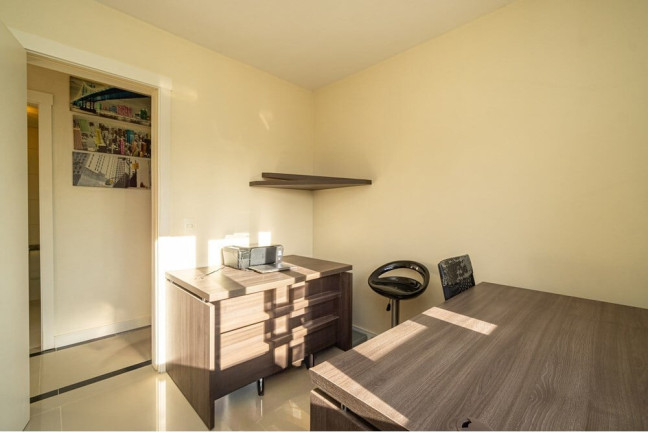 Imagem Apartamento com 3 Quartos à Venda, 80 m² em Menino Deus - Porto Alegre Imagem Apartamento com 3 Quartos à Venda, 80 m² em Menino Deus - Porto Alegre
