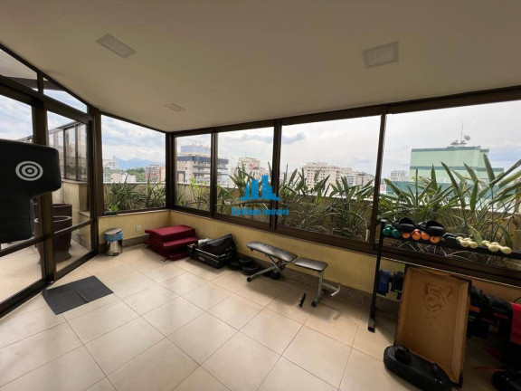 Imagem Cobertura com 4 Quartos à Venda, 290 m² em Icaraí - Niterói