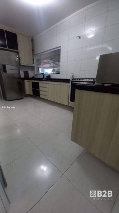 Imagem Casa com 3 Quartos à Venda, 160 m² em Centro - Bauru Imagem Casa com 3 Quartos à Venda, 160 m² em Centro - Bauru