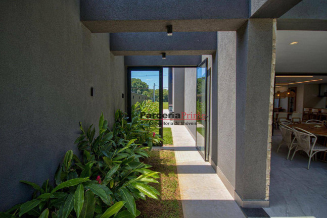 Imagem Casa com 6 Quartos à Venda, 700 m² em Riviera Módulo 16 - Bertioga Imagem Casa com 6 Quartos à Venda, 700 m² em Riviera Módulo 16 - Bertioga