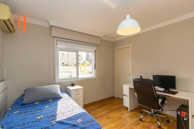 Imagem Casa com 5 Quartos à Venda, 370 m² em Ahú - Curitiba Imagem Casa com 5 Quartos à Venda, 370 m² em Ahú - Curitiba