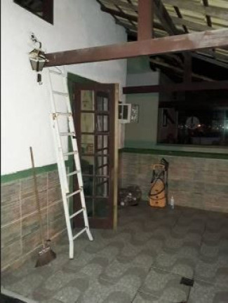 Imagem Casa com 3 Quartos à Venda, 130 m² em Pendotiba - Niterói