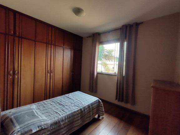 Imagem Casa com 5 Quartos à Venda, 220 m² em álvaro Camargos - Belo Horizonte