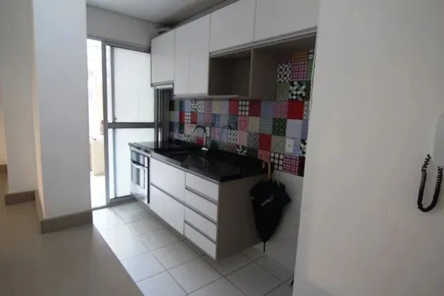 Imagem Apartamento com 3 Quartos à Venda, 68 m² em Guaíra - Curitiba Imagem Apartamento com 3 Quartos à Venda, 68 m² em Guaíra - Curitiba