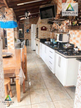 Imagem Casa com 3 Quartos à Venda, 172 m² em Santa Helena - Juiz De Fora Imagem Casa com 3 Quartos à Venda, 172 m² em Santa Helena - Juiz De Fora