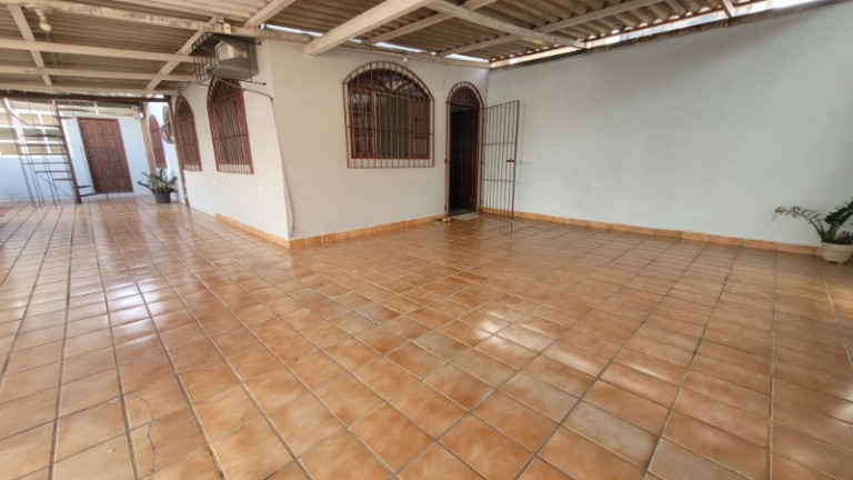 Imagem Casa com 1 Quarto à Venda, 300 m² em Das Laranjeiras - Serra Imagem Casa com 1 Quarto à Venda, 300 m² em Das Laranjeiras - Serra