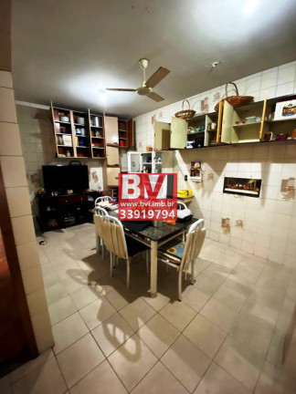 Imagem Casa com 3 Quartos à Venda, 373 m² em Rocha Miranda - Rio De Janeiro