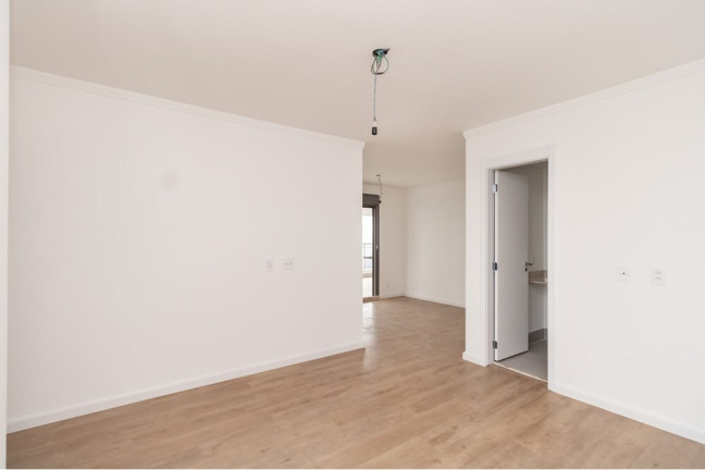 Imóvel com 4 Quartos à Venda, 240 m² em Vila Dom Pedro I - São Paulo
