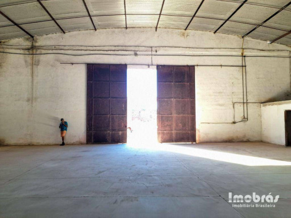Imagem Galpão para Alugar, 1.000 m² em Santa Clara - Eusébio Imagem Galpão para Alugar, 1.000 m² em Santa Clara - Eusébio