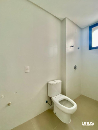 Imagem Apartamento com 3 Quartos à Venda, 213 m² em Agronômica - Florianópolis