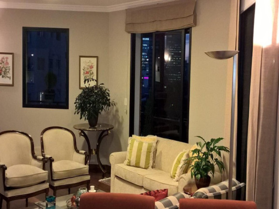 Imagem Imóvel com 4 Quartos à Venda, 205 m² em Vila Nova Conceição - São Paulo