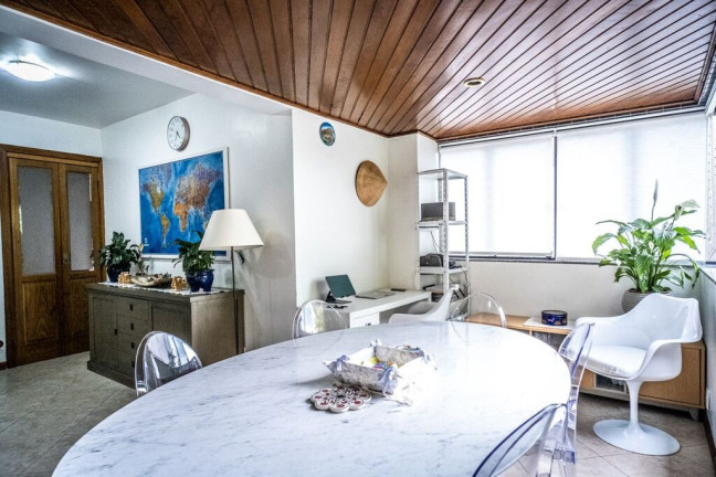 Imagem Apartamento com 2 Quartos à Venda, 80 m² em Petrópolis - Porto Alegre Imagem Apartamento com 2 Quartos à Venda, 80 m² em Petrópolis - Porto Alegre