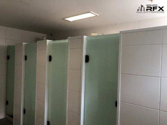 Imóvel Comercial à Venda, 2.300 m² em Venda Da Cruz - São Gonçalo