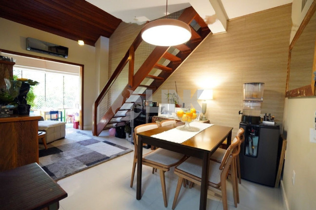 Imagem Imóvel com 3 Quartos à Venda, 120 m² em Moinhos De Vento - Porto Alegre
