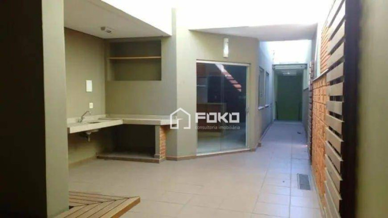 Sobrado com 3 Quartos à Venda ou Locação, 309 m² em Gopoúva - Guarulhos
