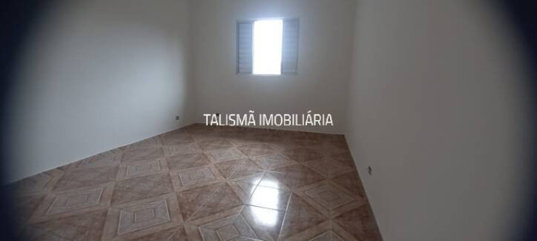 Sobrado com 2 Quartos à Venda, 78 m² em Parque Pinheiros - Taboão Da Serra