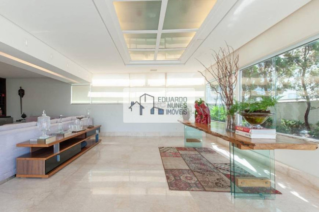 Imagem Cobertura com 4 Quartos à Venda, 278 m² em Savassi - Belo Horizonte Imagem Cobertura com 4 Quartos à Venda, 278 m² em Savassi - Belo Horizonte