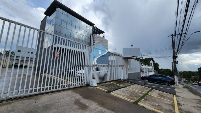 Sala Comercial à Venda, 330 m² em Flores - Manaus