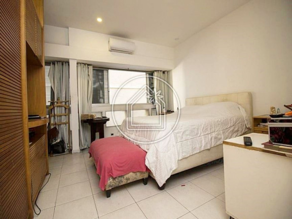 Imagem Apartamento com 3 Quartos à Venda, 200 m² em Ipanema - Rio De Janeiro Imagem Apartamento com 3 Quartos à Venda, 200 m² em Ipanema - Rio De Janeiro