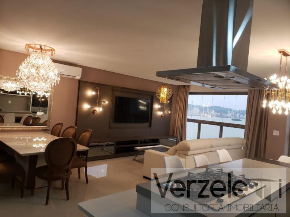 Imagem Apartamento com 4 Quartos à Venda, 183 m² em Centro - Balneário Camboriú Imagem Apartamento com 4 Quartos à Venda, 183 m² em Centro - Balneário Camboriú