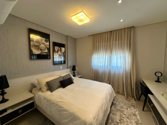 Imagem Apartamento com 3 Quartos à Venda, 122 m² em Centro - Balneário Camboriú