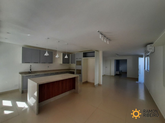 Imagem Imóvel com 5 Quartos à Venda, em Riviera - Bertioga Imagem Imóvel com 5 Quartos à Venda, em Riviera - Bertioga