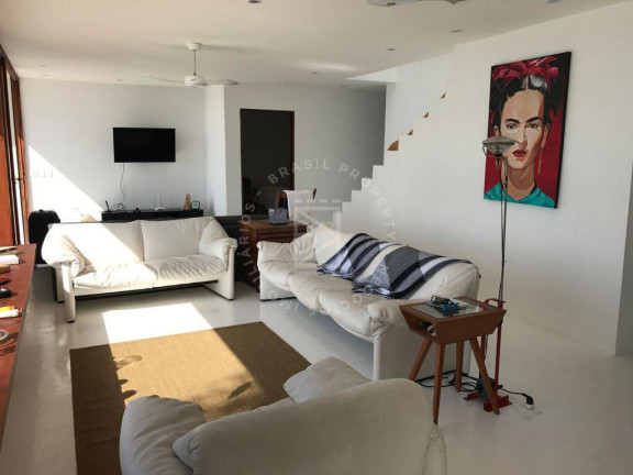 Imagem Casa com 5 Quartos à Venda, 340 m² em Centro - Angra Dos Reis Imagem Casa com 5 Quartos à Venda, 340 m² em Centro - Angra Dos Reis