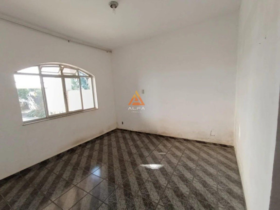 Imagem Casa com 3 Quartos à Venda, 385 m² Imagem Casa com 3 Quartos à Venda, 385 m²