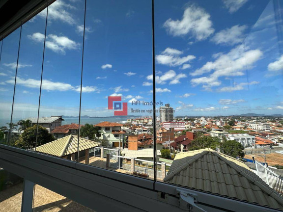 Imagem Casa com 4 Quartos à Venda, 450 m² em Barra Velha Imagem Casa com 4 Quartos à Venda, 450 m² em Barra Velha