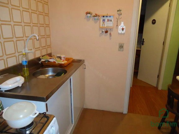 Imagem Apartamento com 1 Quarto à Venda, 33 m² em Cristal - Porto Alegre Imagem Apartamento com 1 Quarto à Venda, 33 m² em Cristal - Porto Alegre