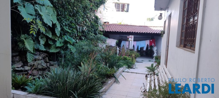 Imagem Casa com 3 Quartos à Venda, 400 m² em Vila Santa Teresa - Santo André Imagem Casa com 3 Quartos à Venda, 400 m² em Vila Santa Teresa - Santo André
