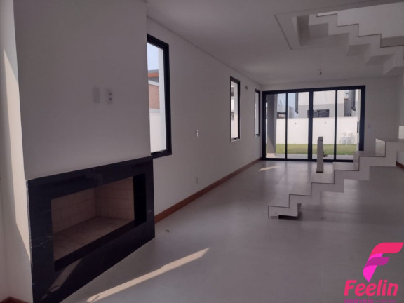 Imagem Casa com 3 Quartos à Venda, 146 m² em Campeche - Florianópolis Imagem Casa com 3 Quartos à Venda, 146 m² em Campeche - Florianópolis