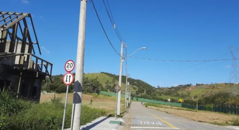 Imagem Terreno à Venda, 309 m² em Chácara São Félix - Taubaté