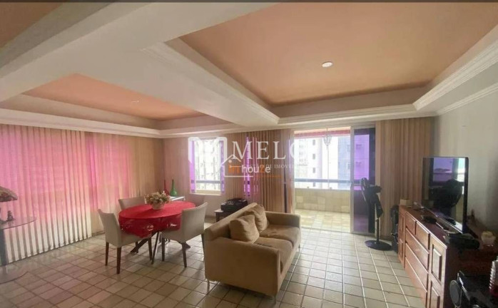 Apartamento com 3 Quartos à Venda, 126 m²