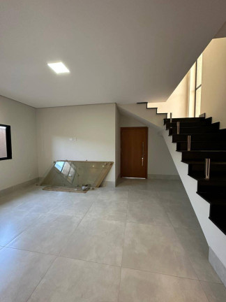 Imagem Casa de Condomínio com 3 Quartos à Venda, 230 m² em Condomínio Belvedere Ii - Cuiabá Imagem Casa de Condomínio com 3 Quartos à Venda, 230 m² em Condomínio Belvedere Ii - Cuiabá