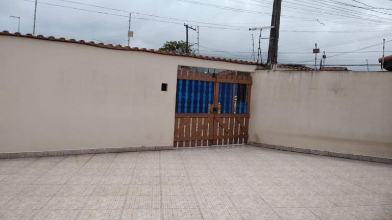 Imagem Imóvel com 2 Quartos à Venda, em Jd Magalhães - Itanhaém Imagem Imóvel com 2 Quartos à Venda, em Jd Magalhães - Itanhaém