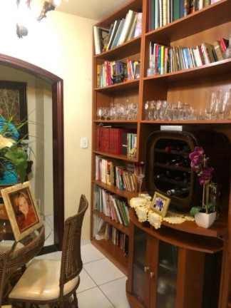 Imagem Casa com 4 Quartos à Venda, 515 m² em Centro - Macaé Imagem Casa com 4 Quartos à Venda, 515 m² em Centro - Macaé