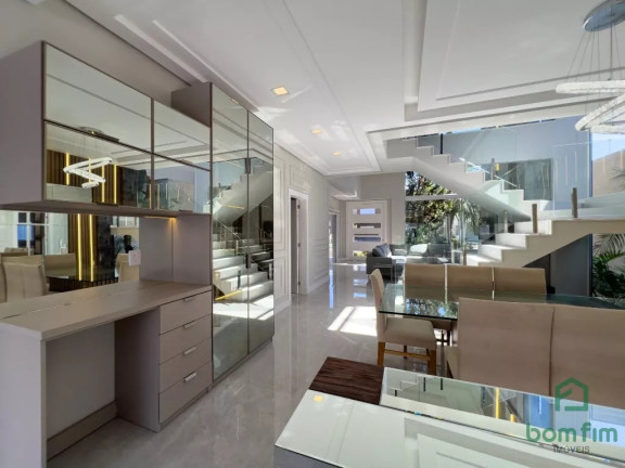 Imagem Casa com 4 Quartos à Venda, 336 m² em Morada Do Sol - Capao Da Canoa Imagem Casa com 4 Quartos à Venda, 336 m² em Morada Do Sol - Capao Da Canoa